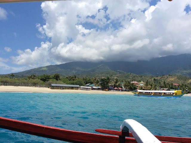 puerto galera review, beach in philippines, travel blogger philippines,