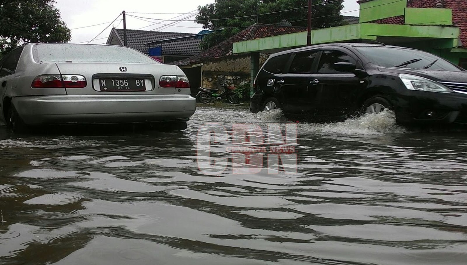 Jalanan Sering Tergenang Banjir Masyarakat Tuding Pemda Sumenep