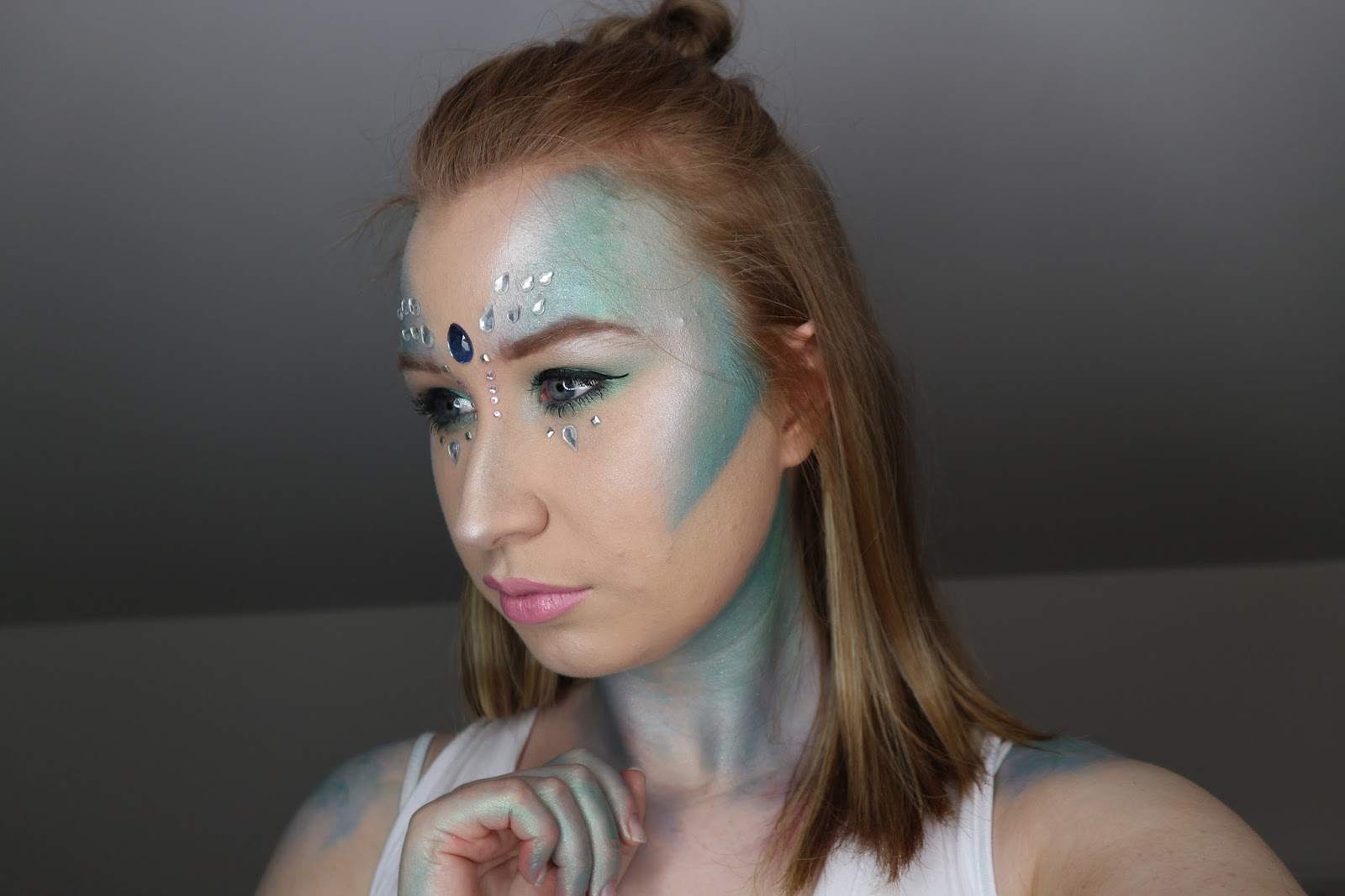 The only mermaid makeup tutorial you need this Halloween