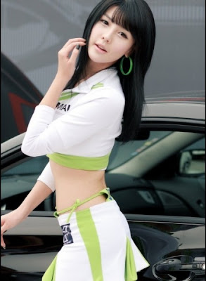 最美車模 李智友