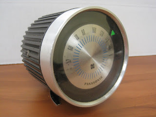 Vintage Mid Century Modern Panasonic R12 Speedometer The Spinet Transistor Radio