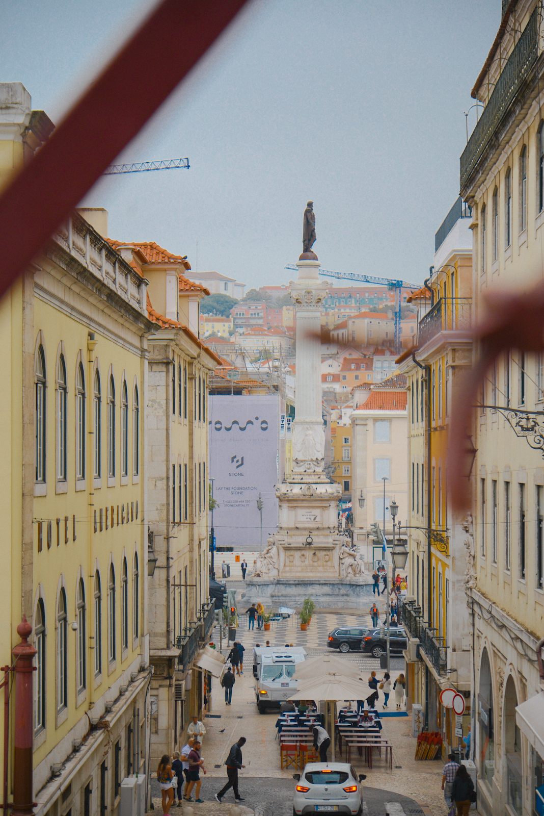 3 Days in Lisbon, Portugal, what to wear, Lisbon doors, streets, Lisbon tram photo ideas, Lisbon outfit ideas, pasteis de nata, photodiary / FOREVERVANNY.com