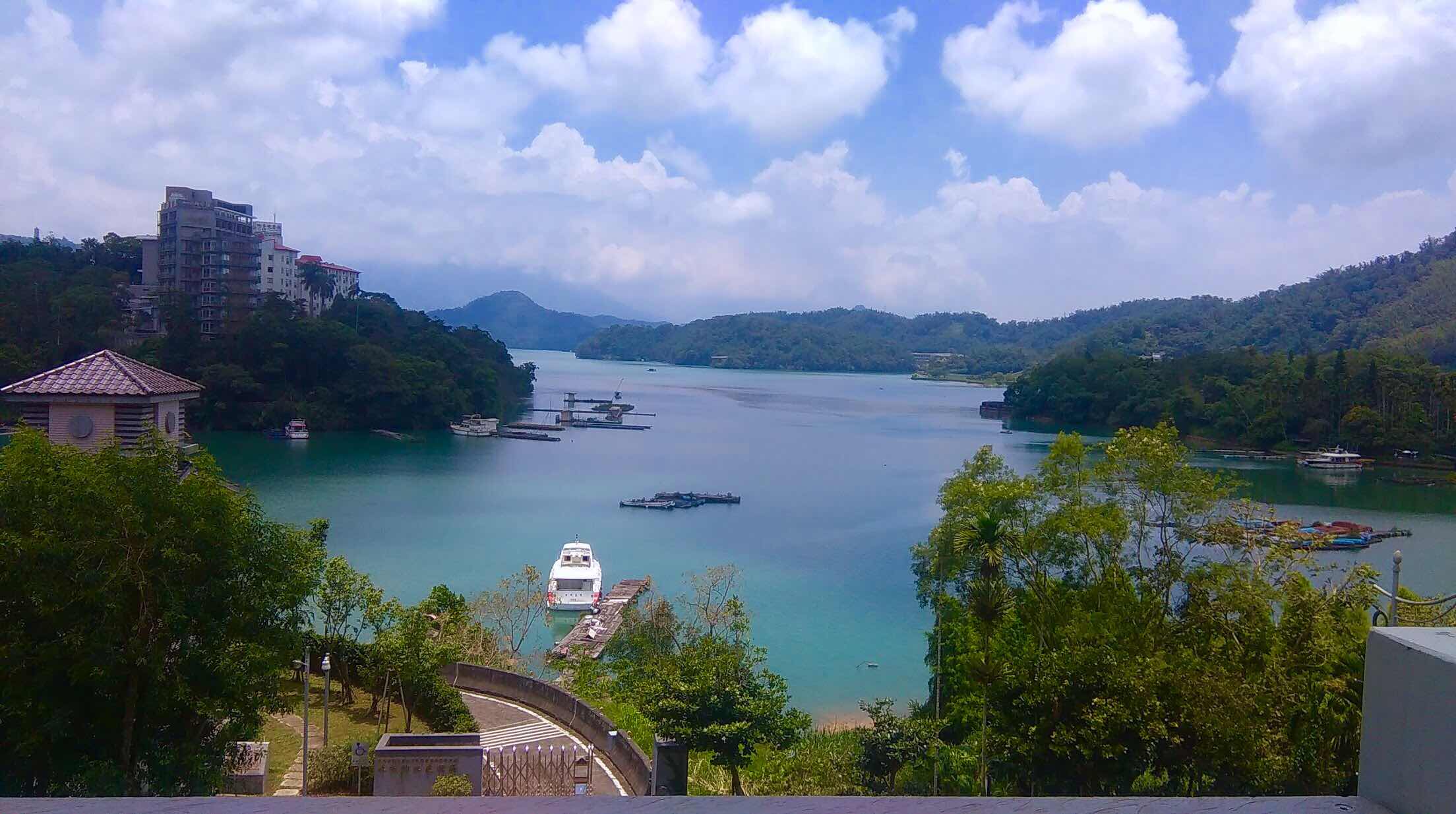 sun moon lake nantou taiwan