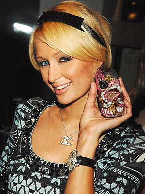 Paris Hilton!!!! Hey, is that the swarovski Chanel necklace? Yes, it is!