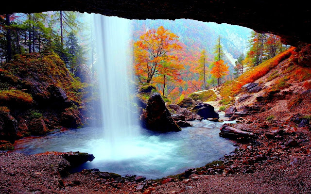 Eyecapture Waterfall -1440x900