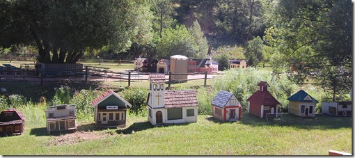 Fountains, Tiny Town & Red Rock Picnic 087