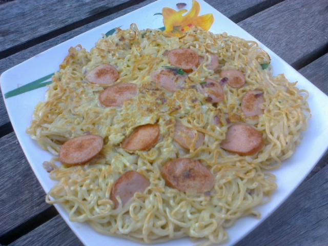 Teratak Resepi Ummi: Pizza Maggi