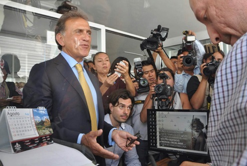 Estados/ Ya no hay impedimento para tomar posesión en Veracruz, indica Yunes