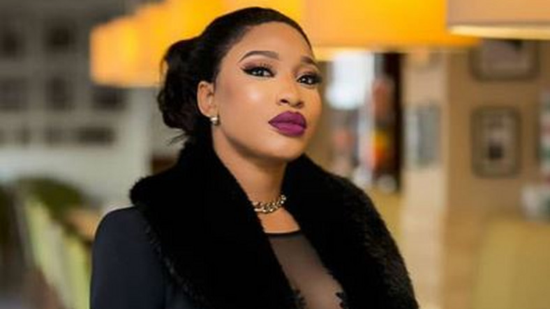  Tonto Dikeh prays to Jesus for help as she desires to get her boobs done for her birthday