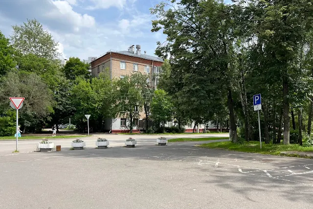 Королёв, улица Дзержинского, жилой дом 1961 года постройки