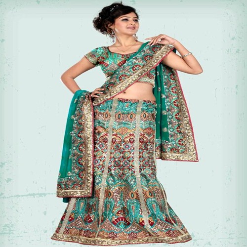 Models Looking Queen in Lehenga Choli