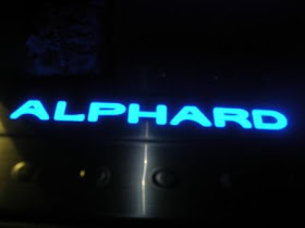 Toyota Alphard Side Step Lighted
