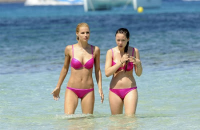 Michelle Hunziker Hot Pink Bikini In Formentera12