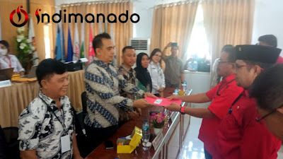 KPU Kota Bitung Terima Bakal Caleg PDIP Sebagai Pendaftar Pertama