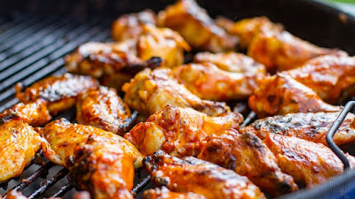 alette di pollo piccanti preparate al barbecue, ricetta del giorno Signorshop