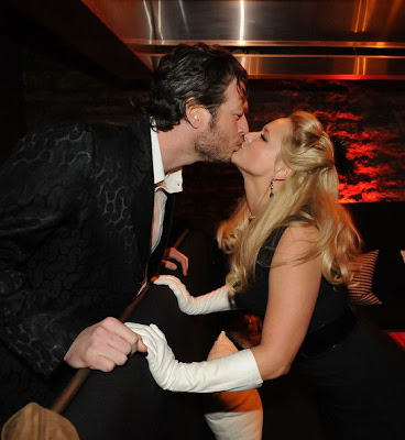 miranda lambert and blake shelton. Some PDA for Miranda Lambert