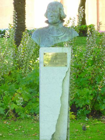 Monumento a Catalina de Erauso en San Sebastián