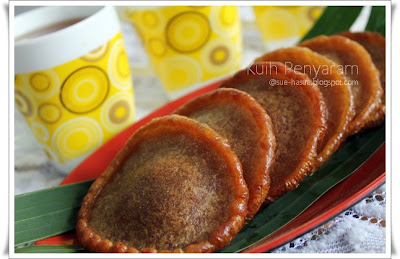 HaSue: I Love My Life: Kuih Penyaram Lembut n Kelupis 