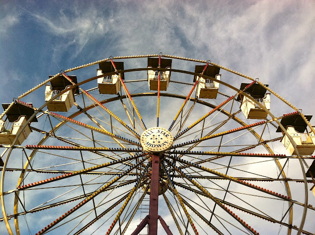 Farmingdale-Fair-Ferris-Wheel