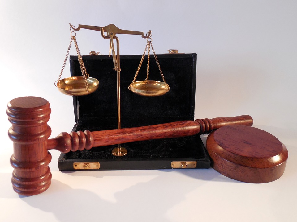 Contoh Soal PPKn Kelas  XI  Bab  Sistem Hukum dan Peradilan 