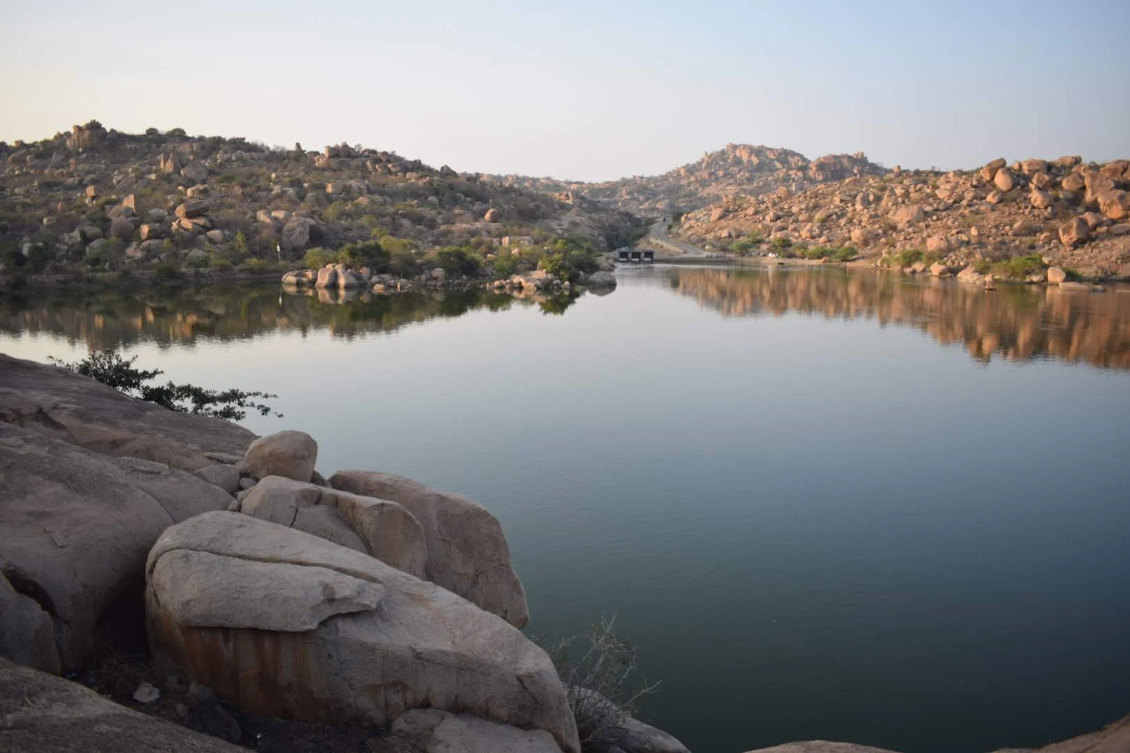 Hampi - A Complete Travel Guide, Sanapur Lake