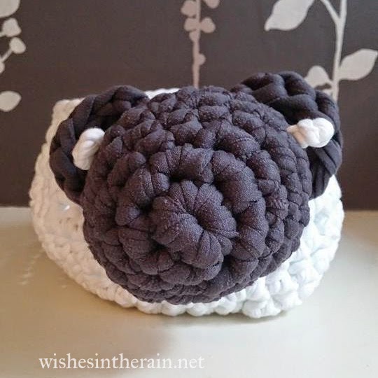 crochet sheep bowl facing forward