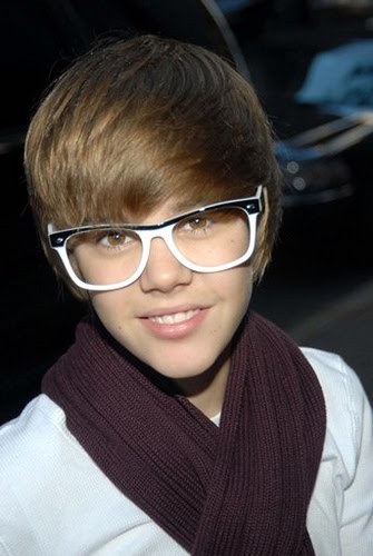 pics of justin bieber with glasses. Justin Bieber; ieber glasses.