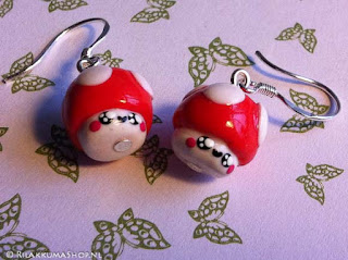 Pair of Kawaii mushroom earrings small