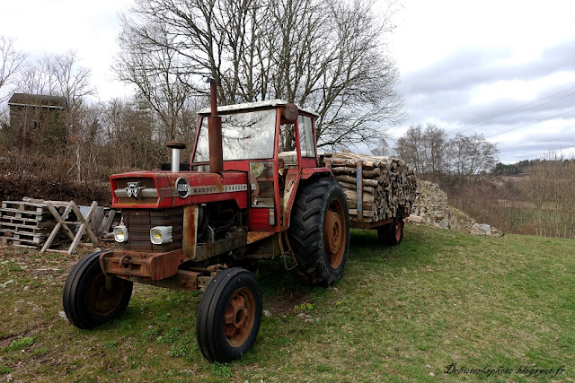 vieux tracteur