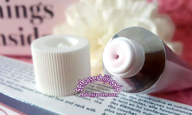 Vitacreme_B12_Lightening_Day_Cream_Review