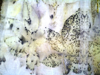 amostra de tecido de algodão estampada com plantas