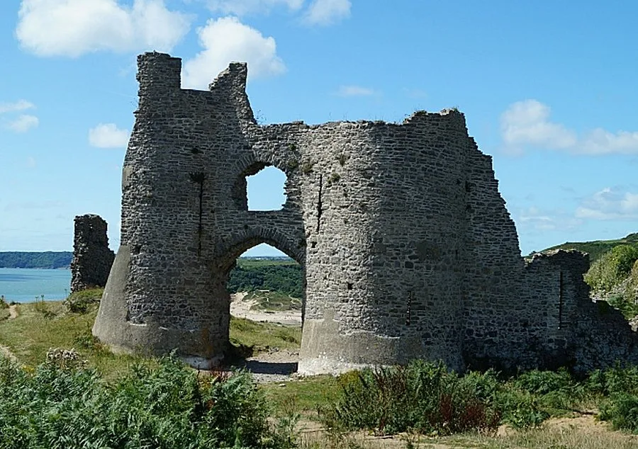 Pennard Ruins Castle