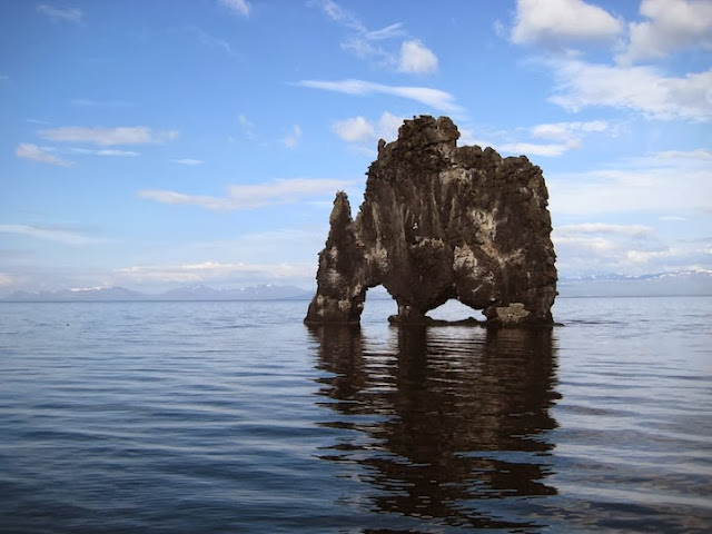 Volcán Triceratops Gigante Hvítserkur Islandia