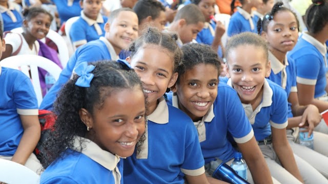 Haina: esperan con alegría escuela  Paraíso de Dios que entregará hoy Danilo Medina