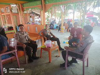 Sat Samapta Polres Pinrang Lalukan Pam Kamtibmas di Pantai Ammani Mattirosompa