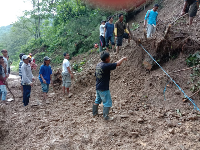 Longsor di Bantarkawung