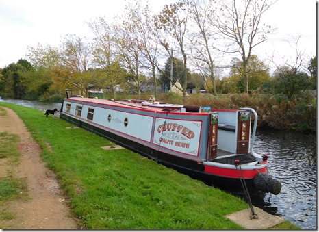 9 mooring above hawford locks