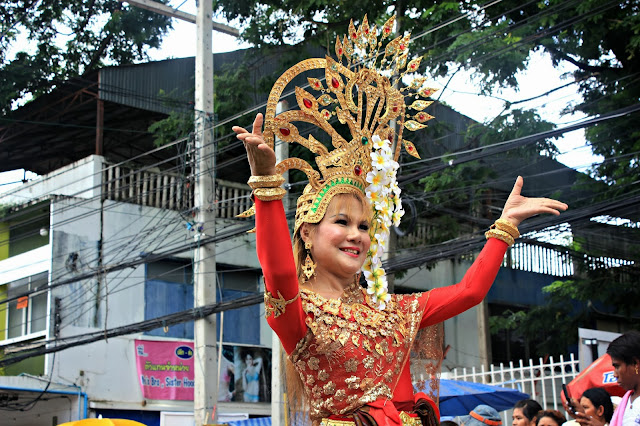 justjovitz_UBON CANDLE FESTIVAL 2013