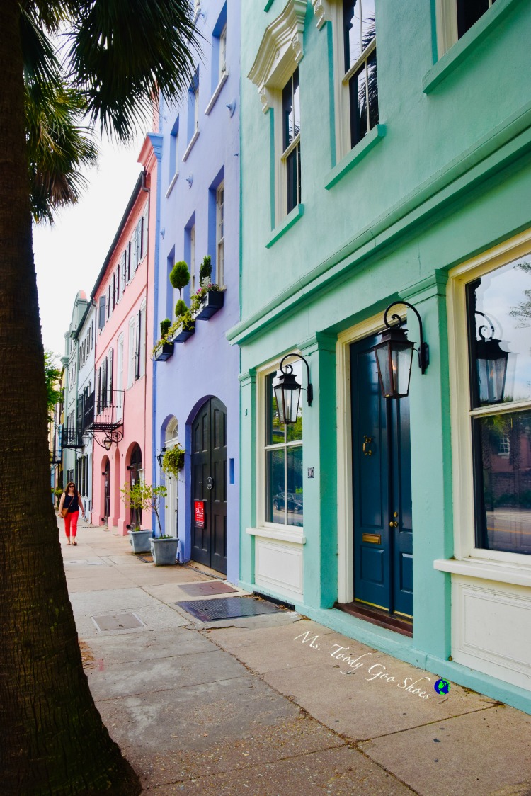10 Things To Do In Charleston: #4 - Visit colorful Rainbow Row| Ms. Toody Goo Shoes #Charleston