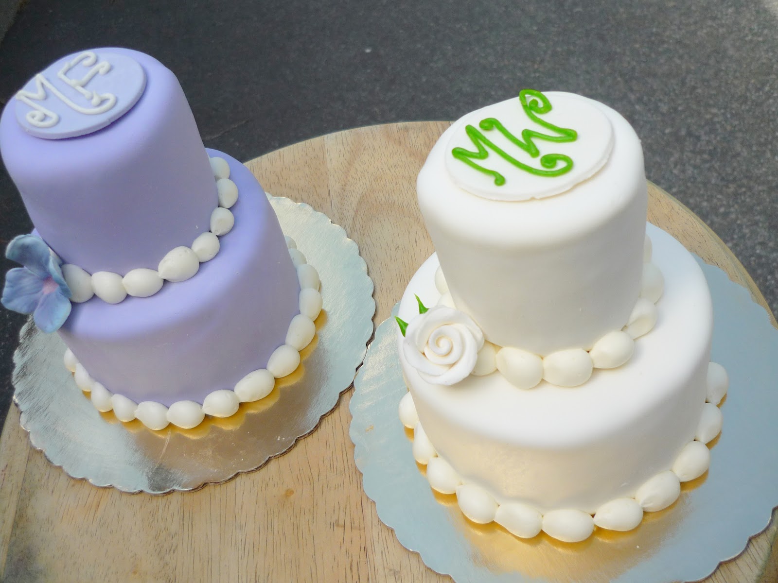 personalized wedding cake boxes bridesmaid s mini cakes a tiny tiered cake as a thank you to your 