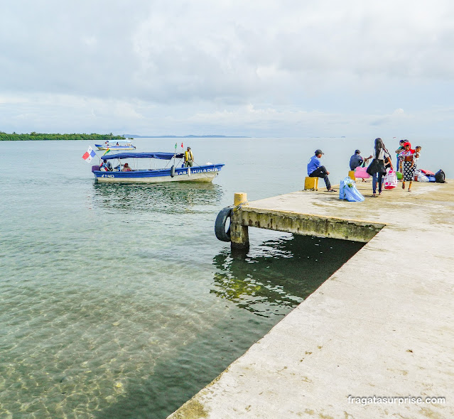 Porto Kuna para as ilhas do Arquipélago de San Blas, Panamá
