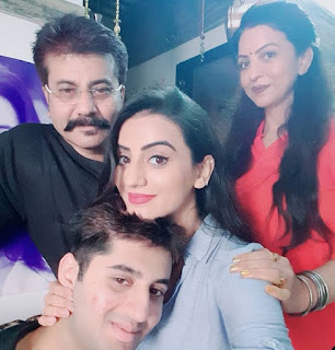 Akshaa Singh Family Photo