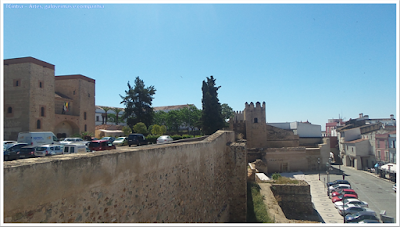 muralhas alcazaba; cidadela árabe;