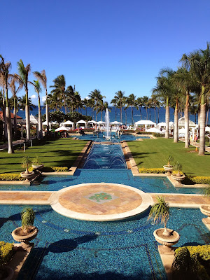 Reflecting Pool at Grand Wailea - www.curiousadventurer.blogspot.com