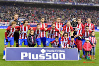 CLUB ATLÉTICO DE MADRID - Madrid, España - Temporada 2016-17 - Jan Oblak, Yannick Carrasco, Gabi, Filipe Luis, José María Giménez y Digo Godín; Antoine Griezmann, Tiago, Kevin Gameiro, Juanfran y Koke - CLUB ATLÉTICO DE MADRID 0 R. C. D. ESPANYOL DE BARCELONA 0 - 03/12/2016 - Liga de 1ª División, jornada 14 - Madrid, estadio Vicente Calderón - Un Atlético sin ideas se estrella contra la defensa del Espanyol. Grandes actuaciones de los dos porteros: Jan Oblak y Diego López