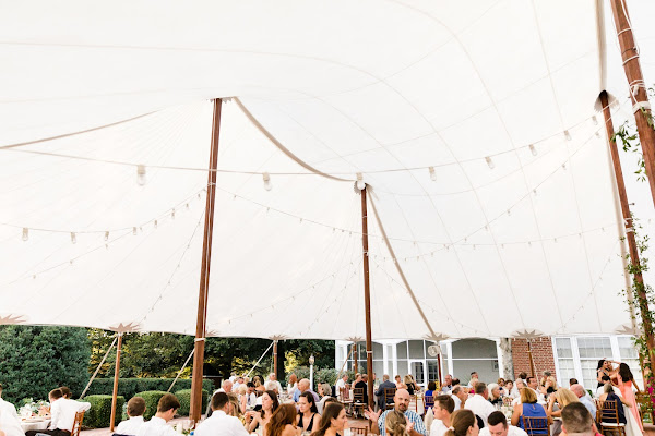 Summer Wedding at Brittland Manor photographed by Maryland Wedding Photographer Heather Ryan Photography