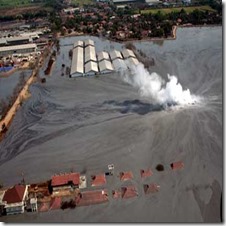 lapindo_kantorpertamina_tenggelam1