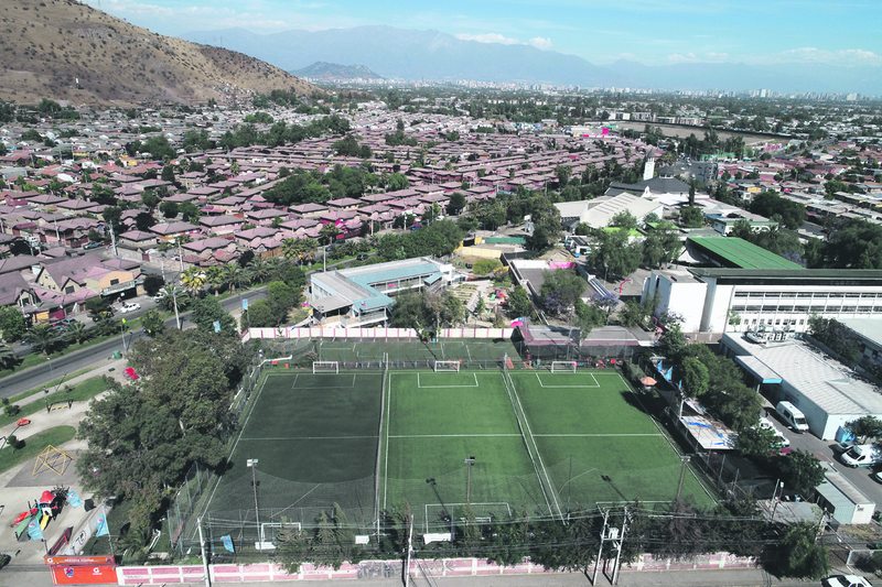 Tremendo lío entre Edú Vargas y la Municipalidad de Renca