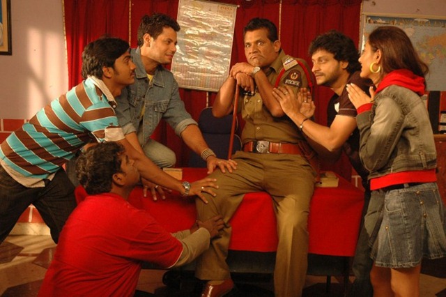 Latest Tamil Hit Film Bachelors 2 Photos Gallery 2011