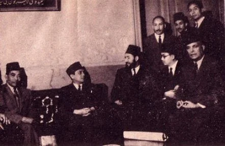 Tokoh Ikhwanul Muslimin Hasan al Banna bersama Syahrir